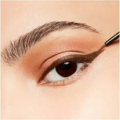 MAC Liquidlast 24-Hour Waterproof Liner 2,5 Ml - Coco Bar -Clinique Salgsbutik mac liquidlast 24 hour waterproof liner 25 ml coco bar 1626766543