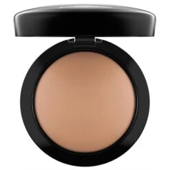 MAC Mineralize Skinfinish Natural 10 Gr. - Medium Tan