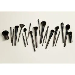 Nilens Jord Pure Collection Powder Brush No. 182 7 Nilens Jord Pure Collection Powder Brush No. 182 -Clinique Salgsbutik nilens jord pure collection powder brush no 182 1569577115