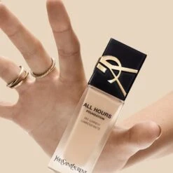 Yves Saint Laurent YSL All Hours Foundation SPF 39 25 Ml - MN8 15 Yves Saint Laurent YSL All Hours Foundation SPF 39 25 Ml - MN8 -Clinique Salgsbutik ysl all hours foundation spf 39 25 ml mn8 1662978199